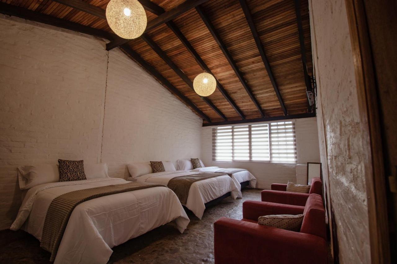 לינה וארוחת בוקר באניוס Rustic Quinta La Aurora מראה חיצוני תמונה