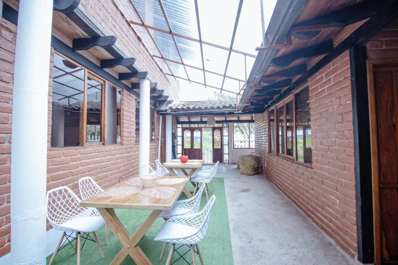 לינה וארוחת בוקר באניוס Rustic Quinta La Aurora מראה חיצוני תמונה
