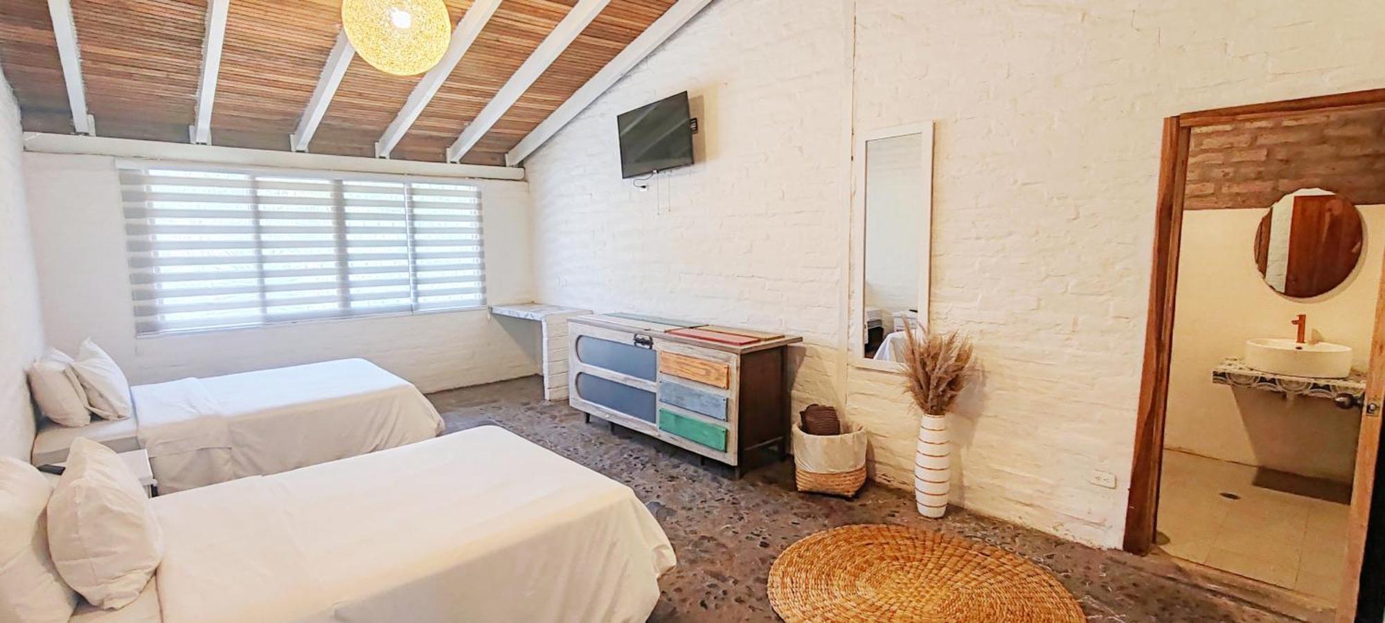 לינה וארוחת בוקר באניוס Rustic Quinta La Aurora מראה חיצוני תמונה